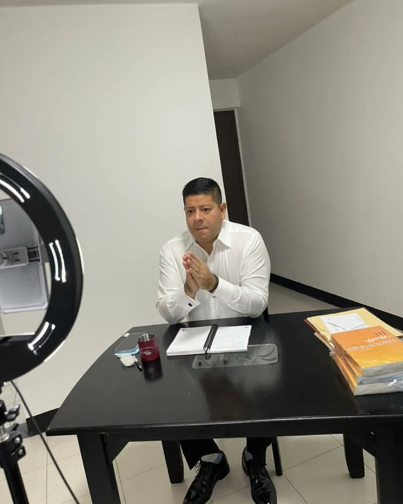 eduardopuerta_'s tweet photo. En horas de la mañana tuvimos una videoconferencia con los 15 organizadores municipales del PSUV-GUÁRICO, cumpliendo orientaciones de nuestra Dirección Nacional del Partido Socialista Unido de Venezuela, así como también de nuestro gobernador José Vásquez y el Dip. Hugbel Roal. https://t.co/Rh8m6FwIBo