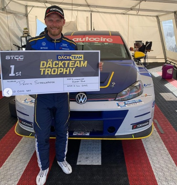 MsportXtra's tweet photo. #STCC I helgen kommer min @MsportXtra-partner @DStrandberg  att tävla på Skellefteå. Det är omgång 2 av hans debutsäsong i @STCC_Official serien. Förra gången var han den snabbaste kaparen så skyltarna är bra. #MsportXtra #TeamStrandberg https://t.co/guNCmEE5Vf