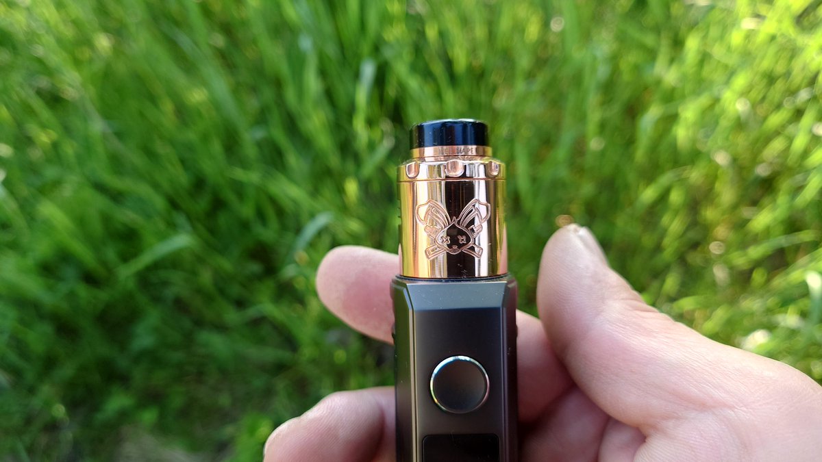 CebrjowHwScHCkj's tweet photo. 皆さん、おはよっチェ😆👍今日も宜しくご安全に🙇💦#VooPoo #DRAGx + #Deadrabbit V3 RDA collector's edition😋💦#VAPE #vape好きな人と繋がりたい #VAPE好きと繋がりたい #VAPE初心者 #Hellvape #DeadRabbit3 #DeadRabbit3RDA https://t.co/0J8AhmobD1
