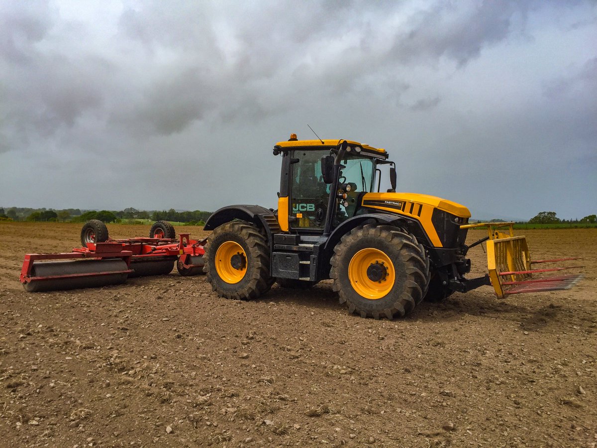 jtayloragri's tweet photo. A few from one of my scottish tours
@JCBagriculture #fasttrac https://t.co/fLKaGpMaa1