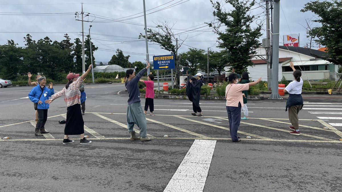 길 위의 신부 tweet media