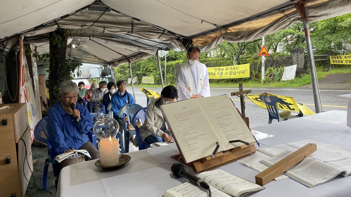 길 위의 신부 tweet media