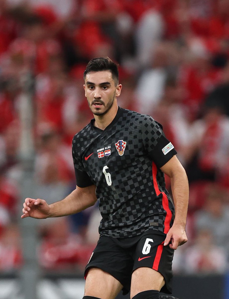 🇭🇷 Josip Šutalo made more successful interceptions (6) and made more successful clearances (6/6) than any other player against France. He also wears the numbers 6 shirt. 

Six all round. #NationsLeague #FRACRO #Croatia #Hrvatska