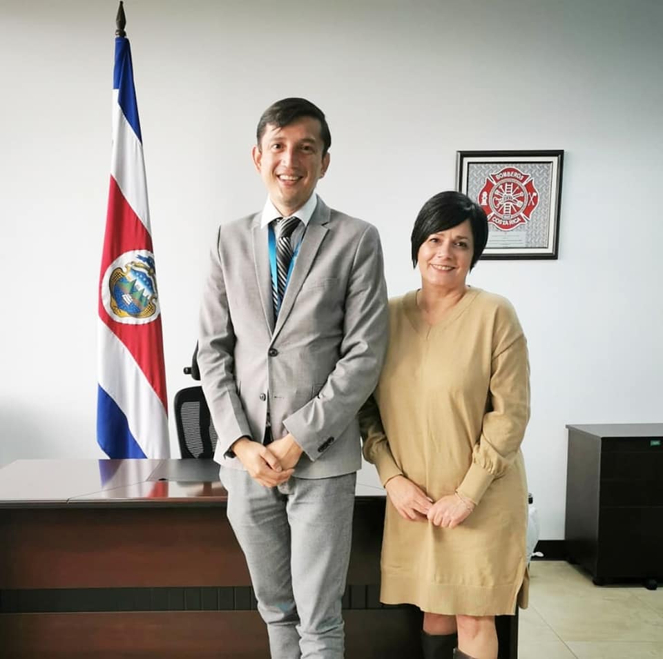 micittcr's tweet photo. Conocer y compartir criterios sobre la visión país en materia de política pública es que el Viceministro de Telecomunicaciones Orlando Vega, inició una serie de reuniones con exviceministros de esta cartera info https://t.co/h3Cj56A8iR #Micitt #telecomunicaciones  
#EquipoTelecom https://t.co/grcvyDlfEB