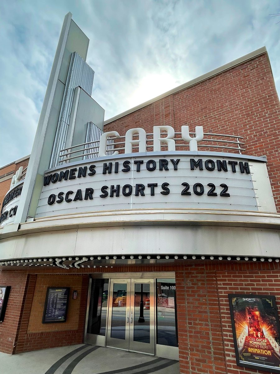 MitchellsMayors's tweet photo. #Cary, NC is an incredible success story; many thanks to Mayor Harold Weinbrecht! He has helped turn this small town into a bustling economic hub. @SASsoftware and @EpicGames are only two of the HUGE brands calling Cary home. $70 million park is on the way too! #mitchellsmayors https://t.co/FkA58d4azy