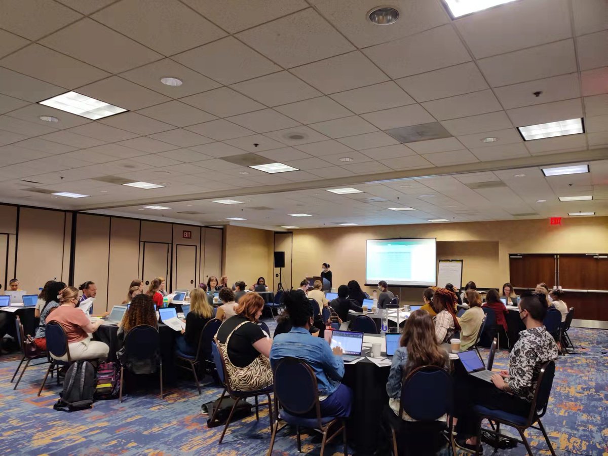 chen0993's tweet photo. Last week, we presented our workshop, Data Dashboard 101: Excel User Guide, at the @AEAamp   @aeaweb  Summer Institute! It's great to share our data analytics experience with the community. What makes it even better is that our audience really enjoyed the workshop! #DataAnalytics https://t.co/xq7HgW02YE