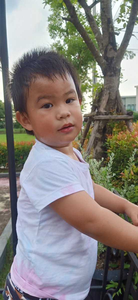 MayPhanth's tweet image. ร้อนจนเหงื่่อ.ท่วม.แล้ว..