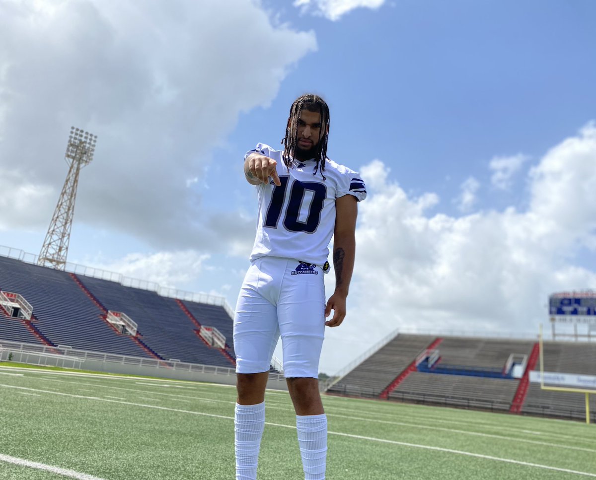 CoachJackDaily's tweet image. Oh yea! Camp in two days and the season right around the corner ✍🏾 #Lettssss gooooo!!!!