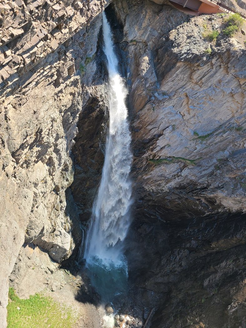 monroyi27's tweet photo. Ouray Colorado https://t.co/huukq7NDO0