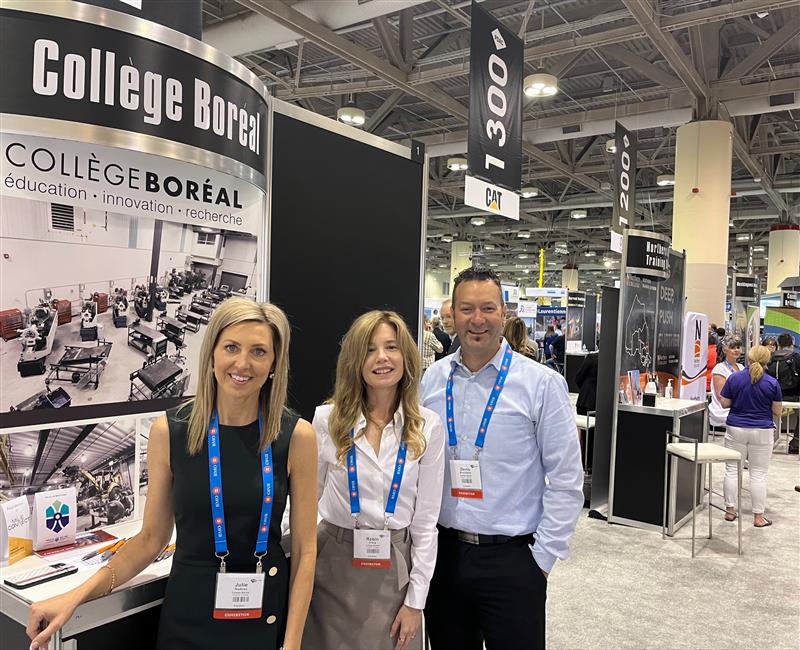 collegeboreal's tweet photo. Fiers d'être au congrès #PDAC2022 de @the_PDAC! Come meet us and see what we have to offer! Venez nous rencontrer pour voir comment le @collegeboreal peut innover avec vous! #MineralExploration #Mining https://t.co/Kv01eeHkqn