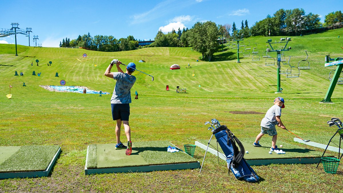 SnowValleySki's tweet photo. Father's Day Fun is happening at #TargetGolf! 

Join us on the slopes this Sunday for family fun, all-day bucket discounts, prizes &amp; giveaways from @deBoersGolf and @stateandmain Southgate, and great times in the sun!

We're open from 9am to 9pm. See ya there https://t.co/eYxOBQlf9Z