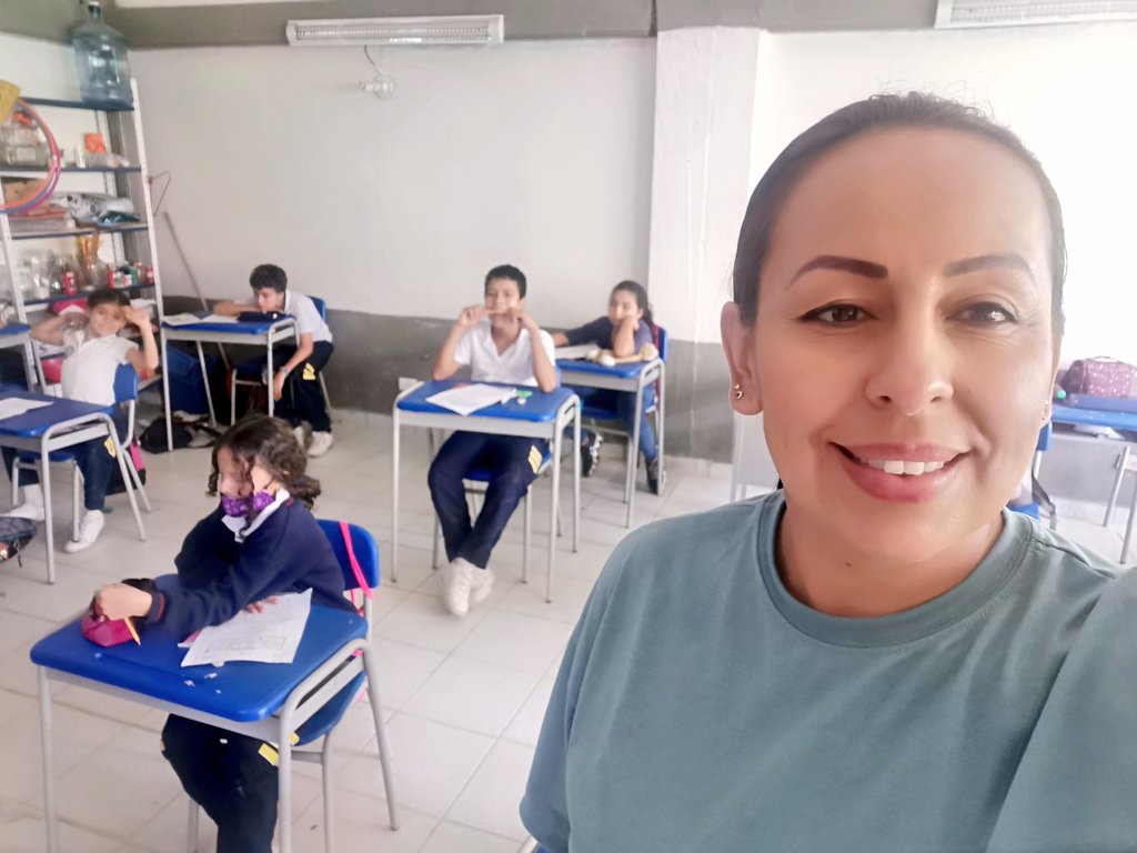 ALBAENIT's tweet photo. PTA presente en la IERD Patio Bonito de Anapoima, apoyo estrategia evaluar para avanzar... Diagnosticar y priorizar los aprendizajes nis permite proponer estrategias contextualizadas y motivan tes para nuestros estudiantes. https://t.co/5VgWEpc7zp