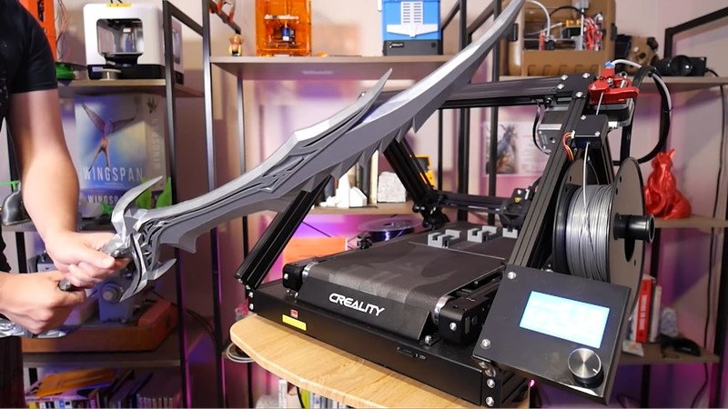 ¿Sabías que puedes #ImprimirEn3D espadas con la impresora 3DPrintMill? Con esta #impresora3D, imprimirás objetos tan largos como lo necesites. 

Más info de #3DPrintMill aquí: creality.la/3DPrintMill

#3DPrinter #3DPrinting #Creality3D #Impresión3D #3D