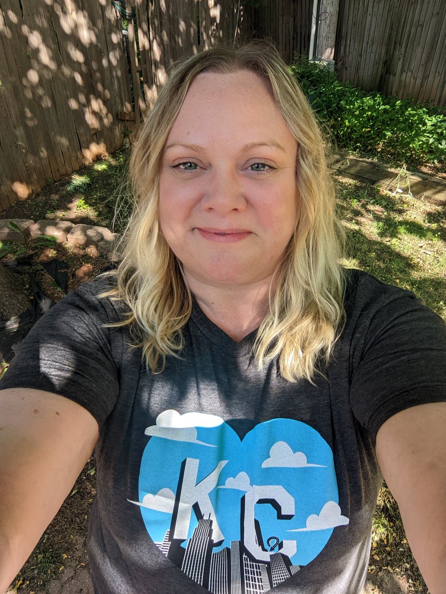 McCuneKatie's tweet photo. #hustlebigslick22 #hustlebigslick2022

Is that how you spell the word that means move your ass? How did I get an English degree?

Can't wait for Big Slick 2022 in KC! https://t.co/ptYsqBul0c
