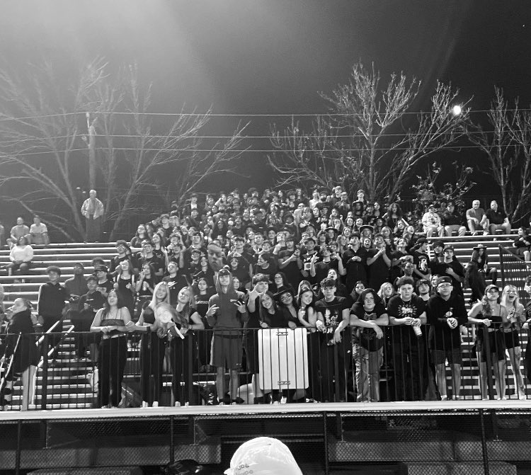 🐾GRADUATING CLASS OF 2022 SIGNING OFF, THANK YOU BECTON🐾 #ClassOf2022 #senioryear #foreverourhouse