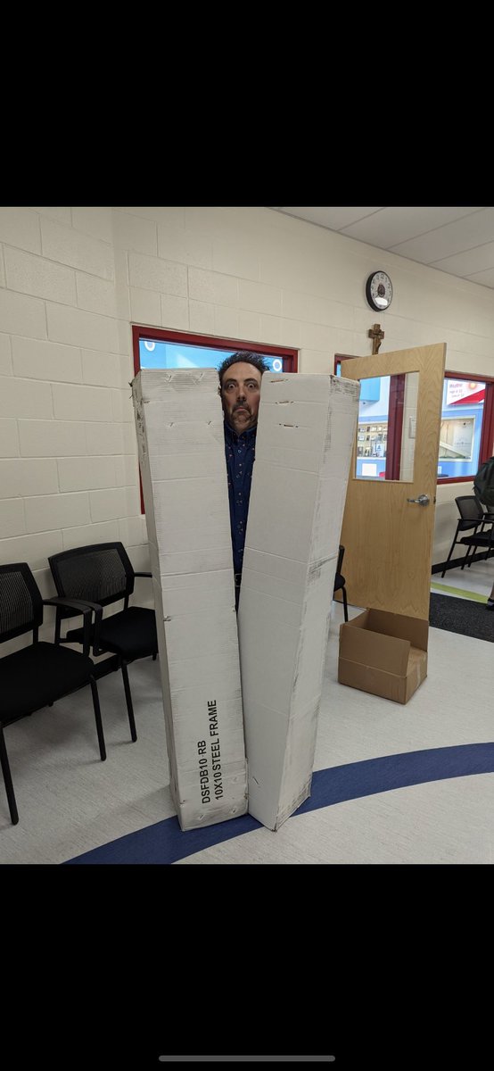 Never a dull day with this guy around.. <a href="/MrWalkerEICS/">Scott Walker</a> #wearecardinals