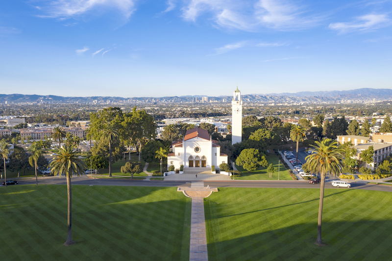 Prospective students & families: Learn more about the LMU experience from current Lions at @LMUAdmission's virtual Summer Open House!

📅: Sunday, June 26
⏰: 10 a.m. PT
RSVP: bit.ly/LMU_OpenHouse 

#LMUOpenHouse #LMU27 #TransferLions #ExperienceLMU