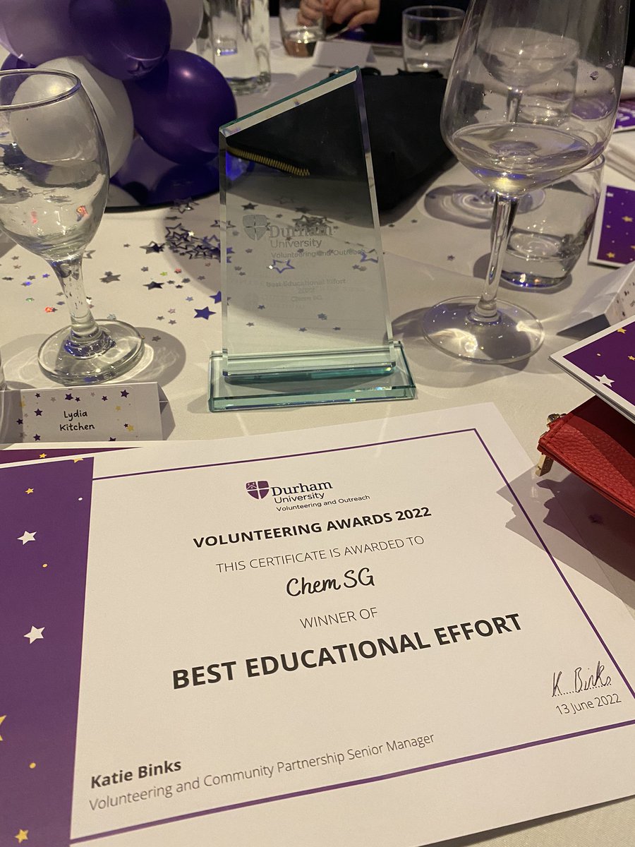 We are extremely honoured to have received Best Educational Effort at the @DUVolunteering Awards 🏆

@DurhamChemistry @RSCTeesside 

Also a huge congrats to our regular volunteer Lottie, who won Outstanding Newcomer for her many contributions to volunteering💗🪴

- Lydia & Izzy x