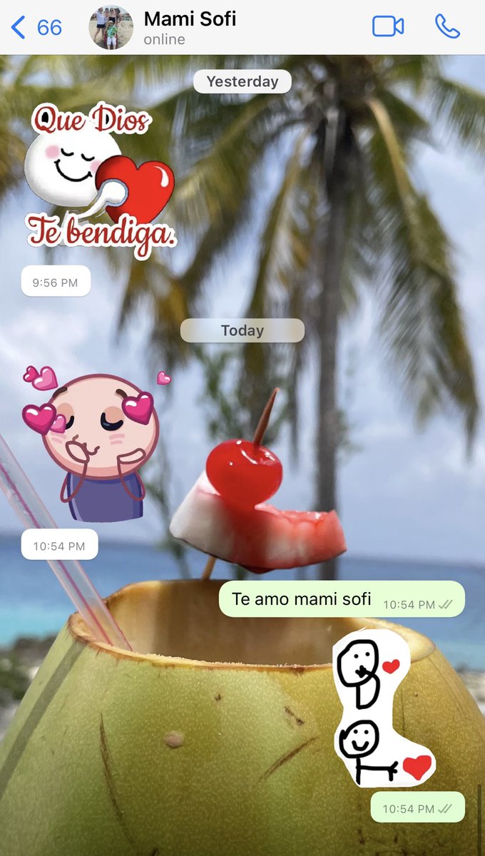 Mi bisabuela todas las noche manda un sticker antes de dormir.  Pequeños regalos de la vida; grandes bendiciones en mi vida