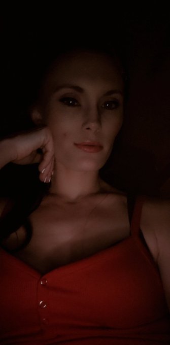 Good night peeps! Rt if you smiled 😃  #milfmondays #boobs #MFC #redheads #milkmondays #hot #rt https://t<a href="/tag/milfmondays"class="tags">#milfmondays</a><a href="/tag/hot"class="tags"><span>#hot</span></a><a href="/tag/boobs"class="tags"><span>#boobs</span></a><a href="/tag/rt"class="tags"><span>#rt</span></a><a href="/tag/redheads"class="tags"><span>#redheads</span></a><a href="/tag/mfc"class="tags"><span>#mfc</span></a><a href="/tag/milkmondays"class="tags"><span>#milkmondays</span></a>