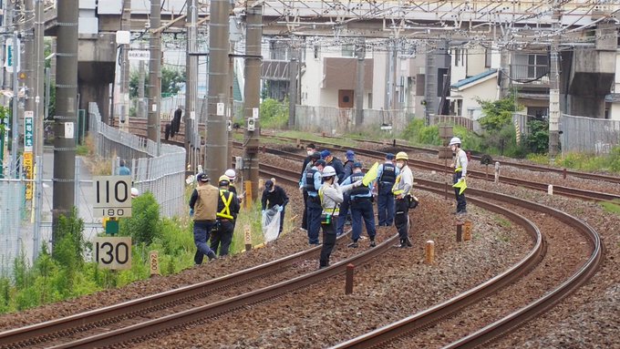 常磐線 南柏駅付近で人身事故 警察が肉片取ってる 若い女の人が快速に突っ込んで轢かれた 現地の画像まとめ まとめダネ