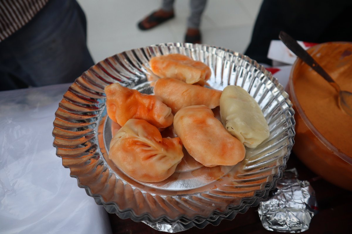 ZCookhouse's tweet image. Cant say no to this irresistible Eat Street Food of Bandra Mumbai, do check out the full video if you are a Indian street food lover youtu.be/YlkvnePdAYM
#bandrastreetfood #bandrafood #carterroad #mumbaifood #mumbaistreetfood #indianstreetfood #foodie #zainabcookhouse #food