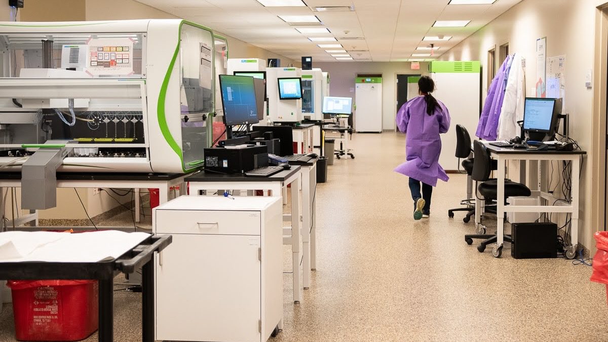 FreePressOKC's tweet photo. Okla Pandemic Center should be audited for rapidly spreading corruption 

-- Opinion by @GeorgeDLang

https://t.co/e5fqk1Aztb https://t.co/uoBnrC8zl1