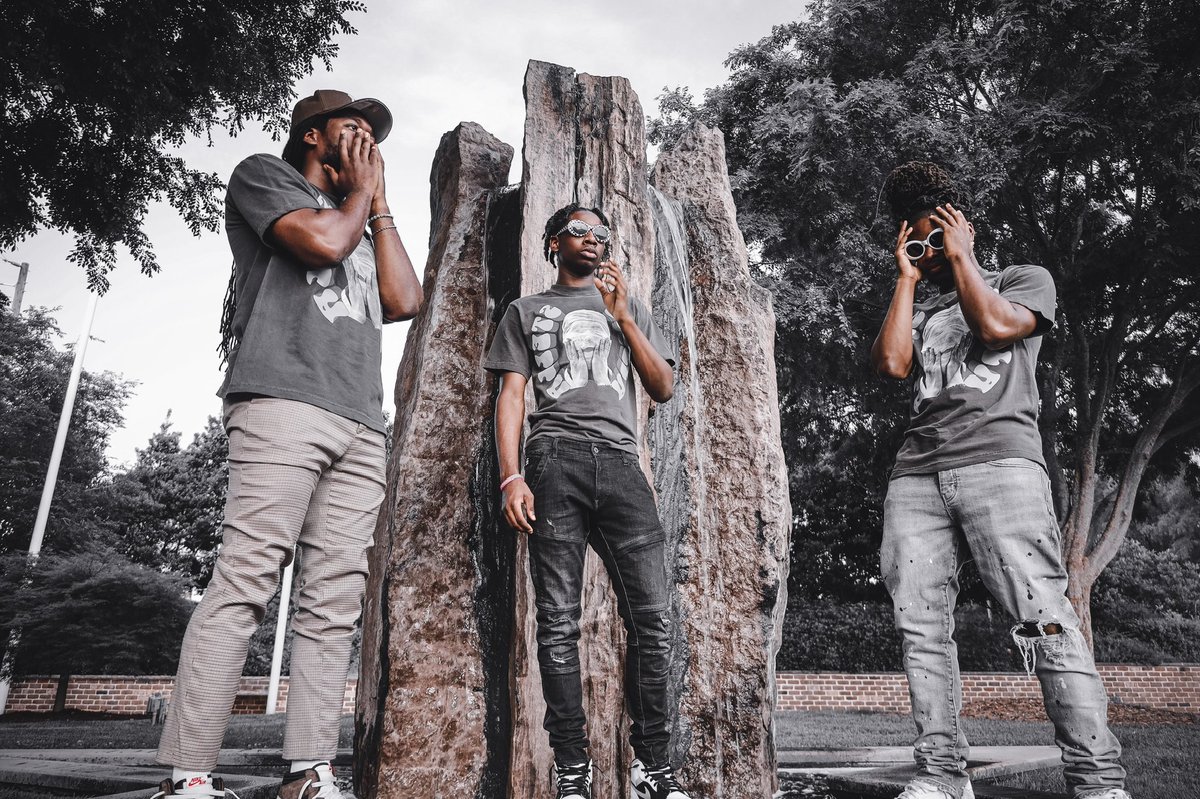 stellaboys_sb's tweet photo. “FACELESS”

New Look At Our Limited Tee Available NOW on our website! 😱💫

Link in Bio!!! https://t.co/Pj0Fb7iasu