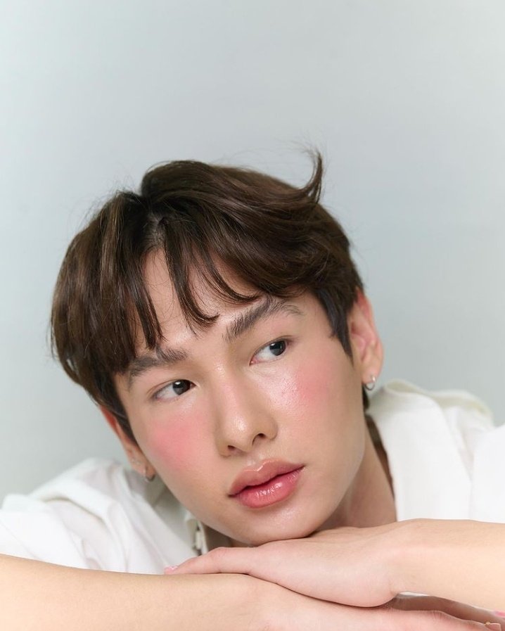 you can call me yours.