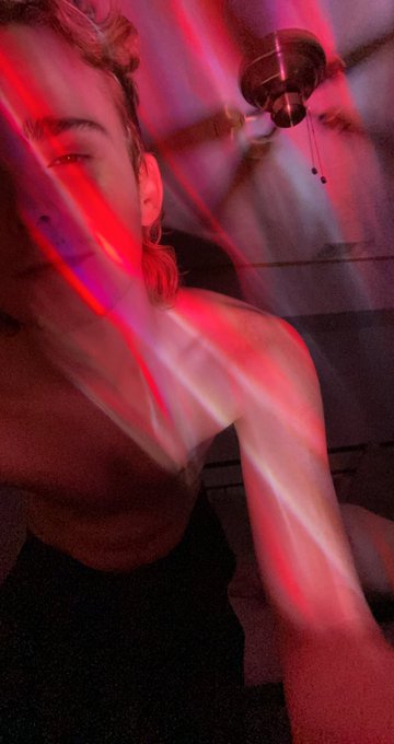 feeling real sleepy today 💤 https://t.co/yb2oaHR2dH<a href="/tag/naked"class="tags"><span>#naked</span></a><a href="/tag/twink"class="tags"><span>#twink</span></a>
