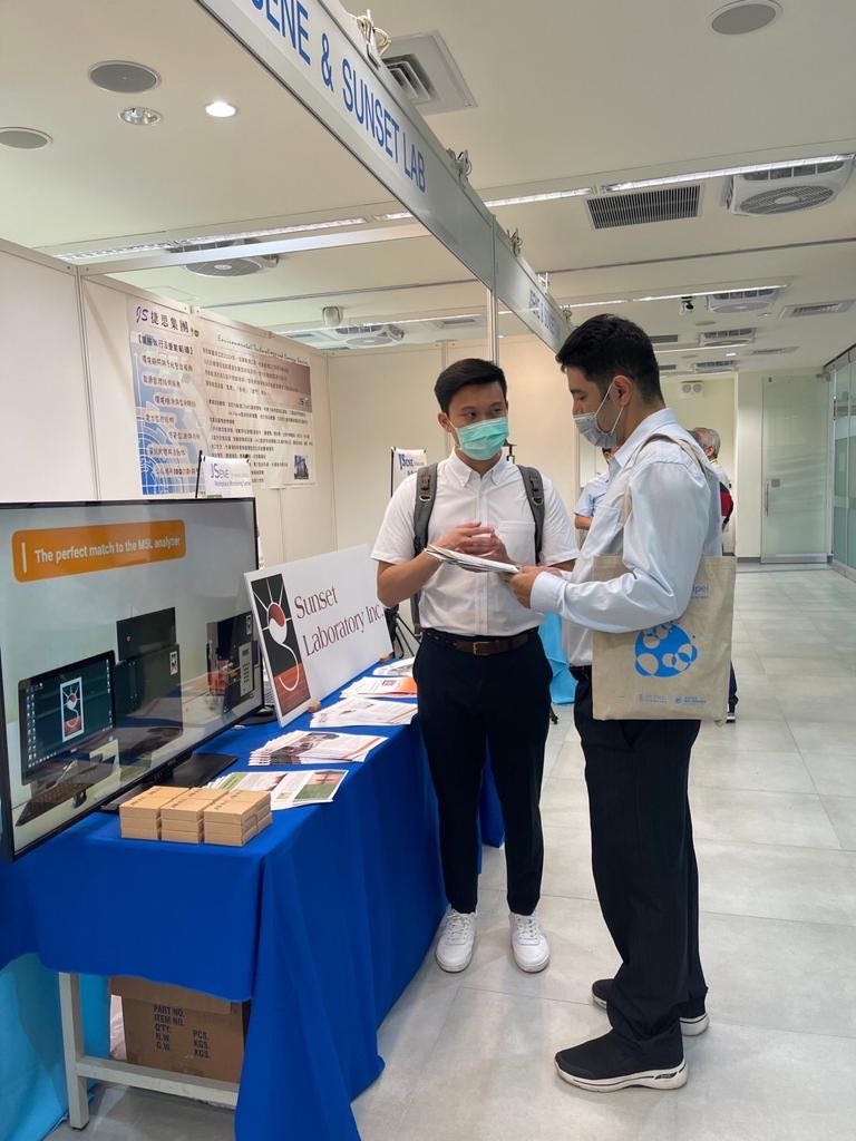 SunsetLab's tweet photo. Please come by as see us to talk about the latest in OCEC if you are in Taiwan.  We at the JSENE &amp; Sunset Lab booth at the Asian Aerosol Conference. #AAC2022 https://t.co/gfwrSSGW3z