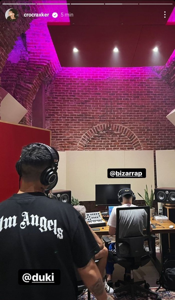 DUKI C.R.O Y BIZARRAP EN UN ESTUDIO NO SE USTEDES PERO YO GRITE LLORE Y TODO