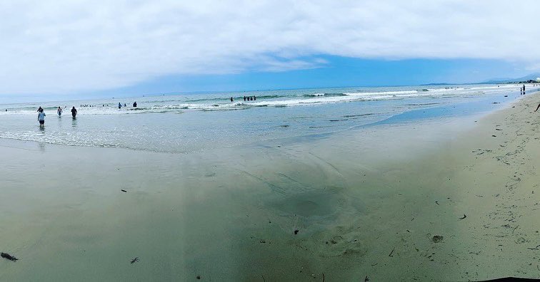 CoronaMrs's tweet photo. Today was a GREAT day!!! DATA’s 8th Grade Beach Day!!! Loved seeing all the smiles and hearing all of their laughs… and we saw some dolphins. Not bad for a “work day” either 🤗🥰 NAVIGATORS Pride 🌎💙 @DeAnza_Academy https://t.co/cibTtxjc3X