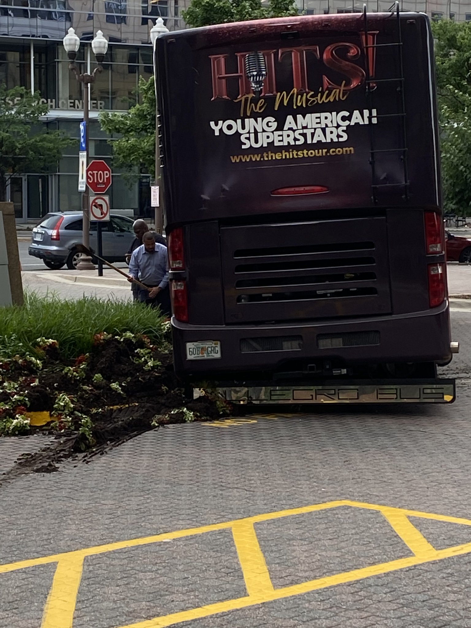 Arlington Now on Twitter "More bus mayhem in Ballston a tour bus ran