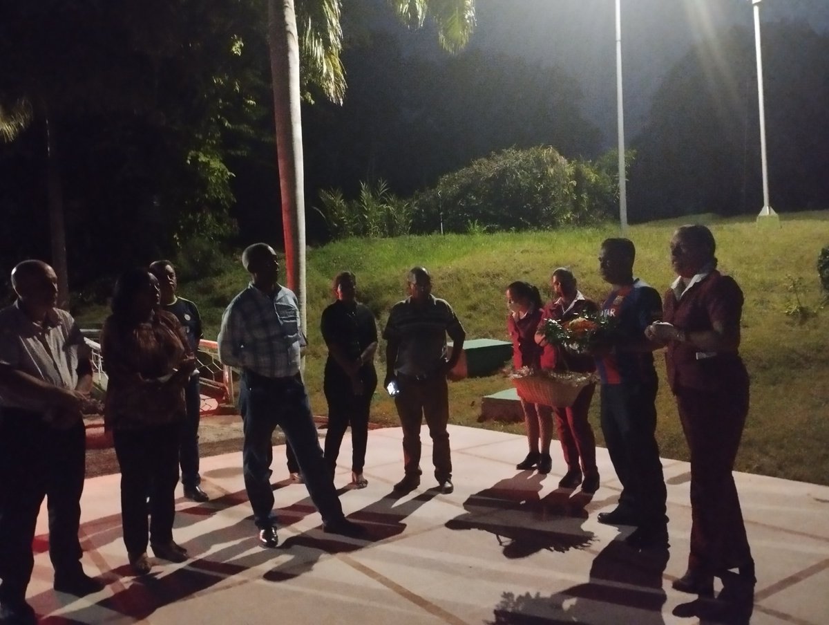 MarySalmern10's tweet photo. Hasta el Mausoleo del Tercer Frente Oriental llegó la visita del CCPCC en el territorio.
Una aproximación a la historia de #Cuba 
#CCPCCenSantiago
#SantiagodeCuba
@PSierraMaestra https://t.co/qfce56plj7