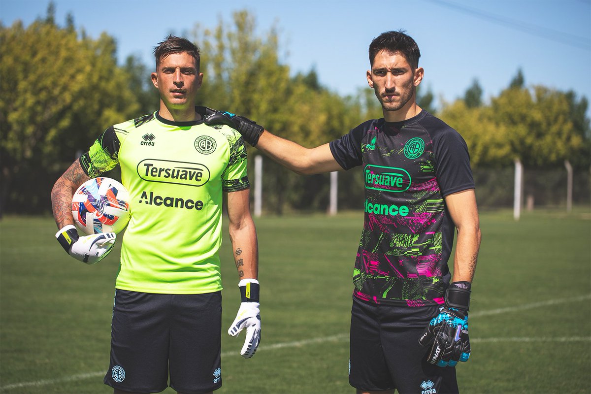 👉 ¡Sorteamos la remera de arquero de #Belgrano!

🤔 ¿Cómo participar? 

📌 Seguir a <a href="/sentirceleste/">Sentir Celeste</a>.
📌 Retwittear la publicación.
📌 Nombre, apellido y últimos tres
números del DNI.

👏 Gentileza de <a href="/RepDeAlberdi/">República De Alberdi</a>.