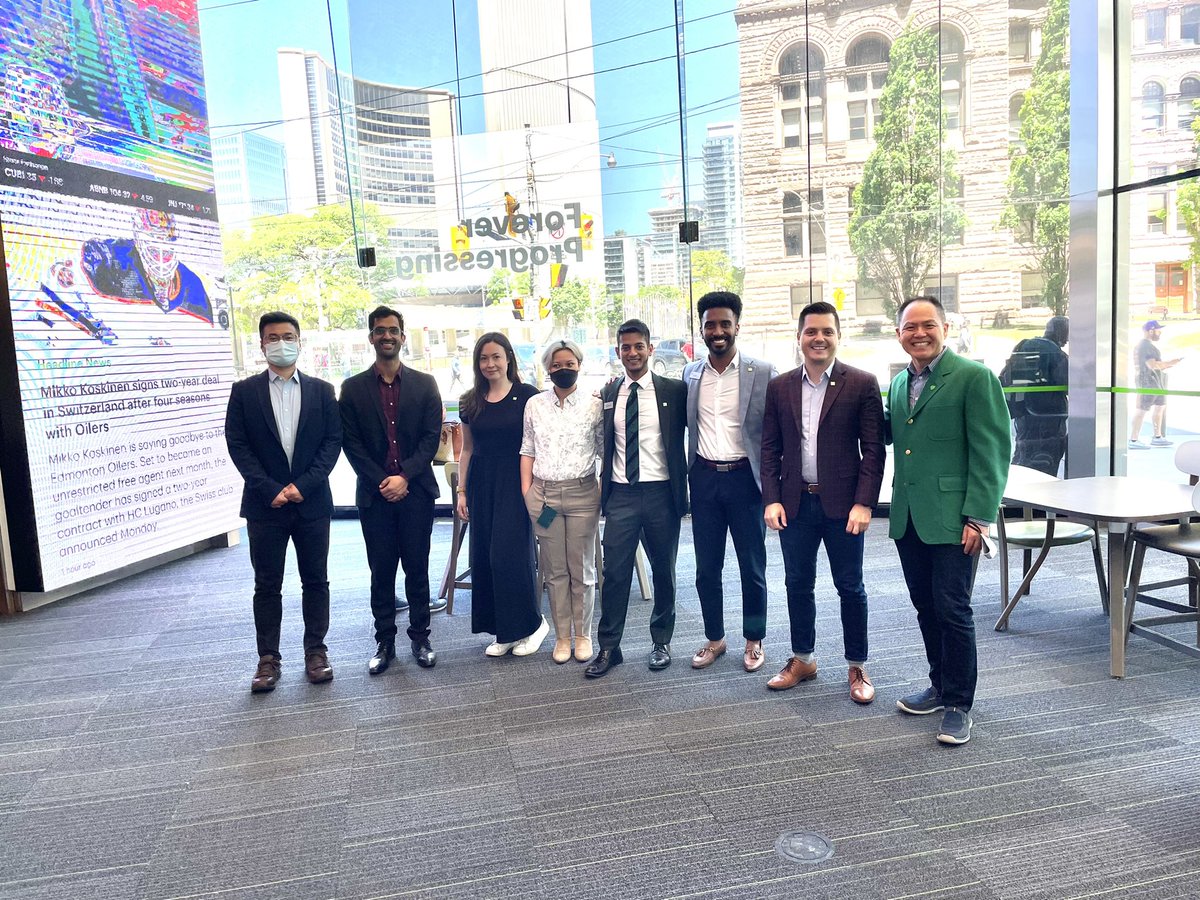 I 💚 the fantastic team at 1216.  Happy EAW City Hall and thank you for all you do!