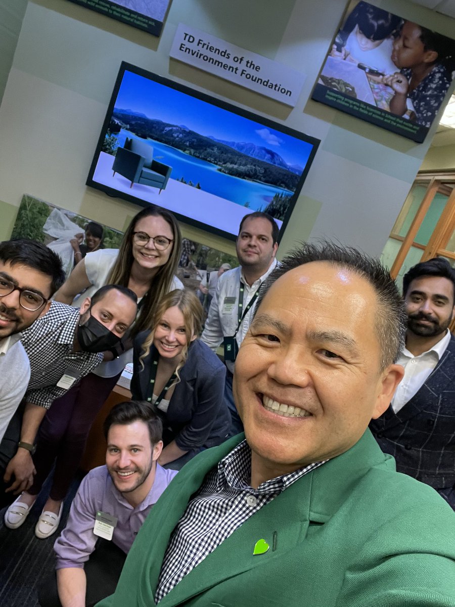 Appreciating the great team at 1015.  Have an awesome EAW Maple Leaf Square!!