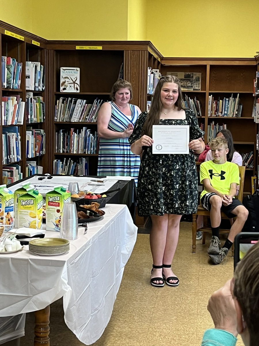WyomingCSD's tweet photo. Celebratory breakfast for NJHS induction ceremony 👏🏼🎉👏🏼 #wyomingproud https://t.co/leo9QnHiC5