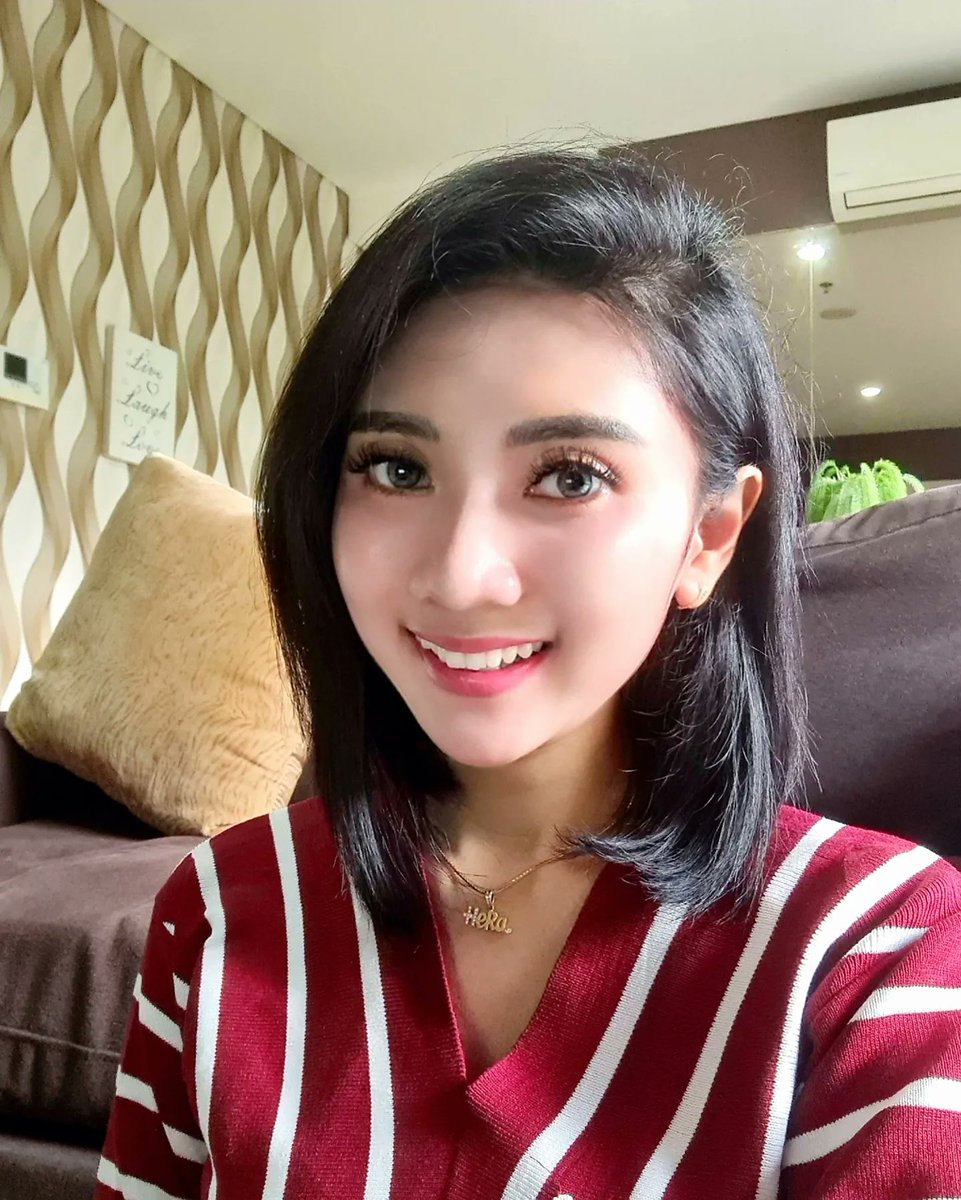 HerawatiTanti08's tweet photo. Banyak orang terlalu pintar menilai orang lain, tapi sayang dia terlalu bodoh menilai dirinya sendiri

Semangat Produktif untuk kalian2 yang positif 🌹

#hera #tantiherawati https://t.co/tAweo1ciLX