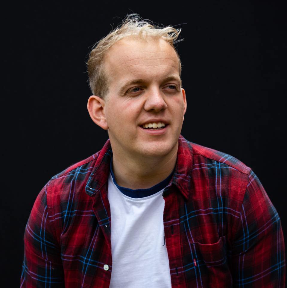 jubileecastent's tweet photo. UK Worship Leader Luke Wareham Shares the Heart Behind His New EP "Pure Heart" @luke_wareham #lukewareham #exclusiveinterview #NewMusic
https://t.co/uA8b3HQPSi https://t.co/hs2FnvRRPf