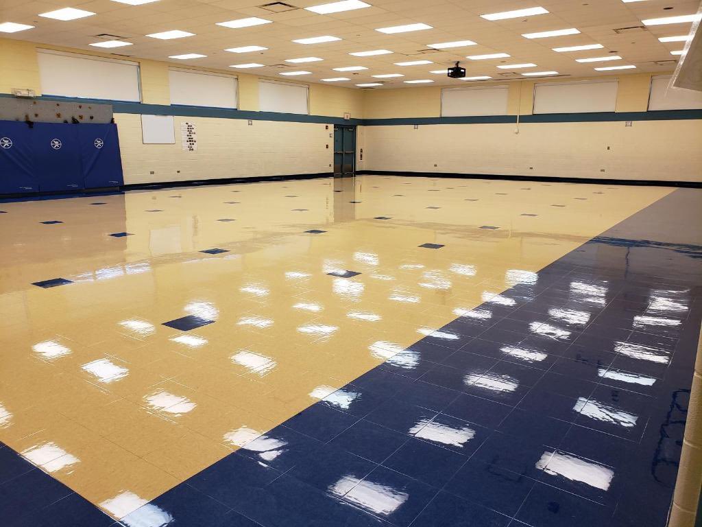 MrsAlliWaller's tweet photo. Shoutout to our amazing custodians for this before and after of the MPR!We are grateful for all they do. @AntiochCCSD34 @HKaprosy #SoarWithD34 #D34Pride #HillcrestHurricanes https://t.co/BawjSrilkn