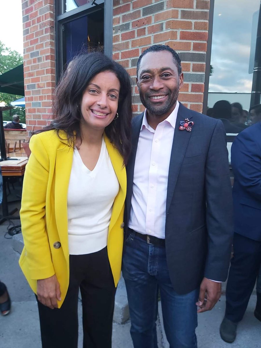 AdyTimmer's tweet image. Rassemblement des militants libéraux à la cérémonie d’investiture de notre cheffe, l'Honorable Dominique Anglade, dans sa circonscription de Saint-Henri–Sainte-Anne @franz_benjamin @DomAnglade
#investiture #dominique2022 
#inclusion #santé #diversité  #Bâtissons #lavenir