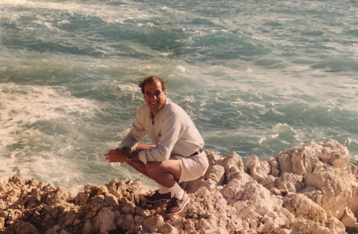jenbonder's tweet photo. My dad loved to say he had two mama’s-girls and a mama’s-boy, but that’s not exactly true. A year is a long time and no time at all ❤️ https://t.co/gZvfHW4SJH