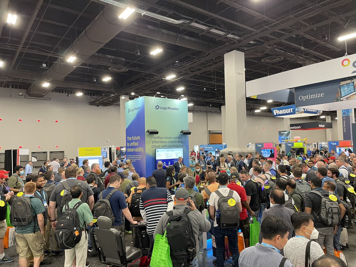 billemmett000's tweet image. #LogicMonitor is 🔥at #CiscoLive