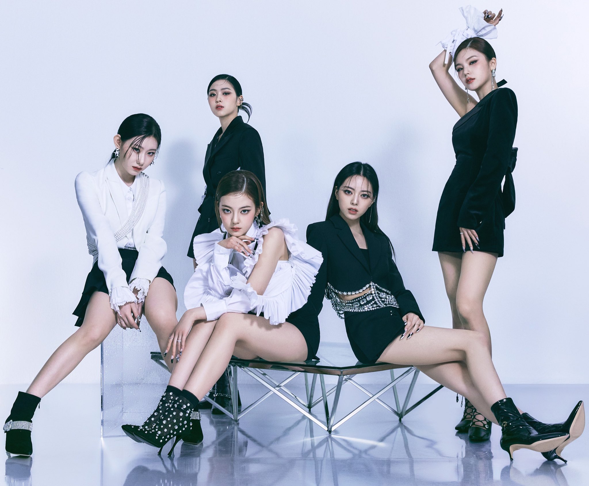 FVLNDcuWAAEa7AD?format=jpg&name=large