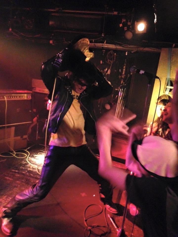 nwtkc's tweet photo. 7年前はギターウルフを観てたらしい。
#guiterwolf https://t.co/f0vDkFHooW