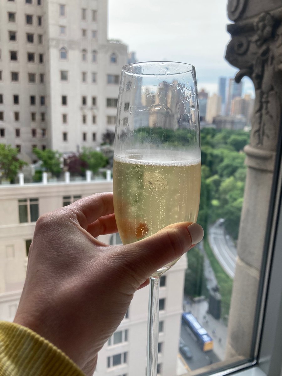 Mrs. Frugal Banker tweet media