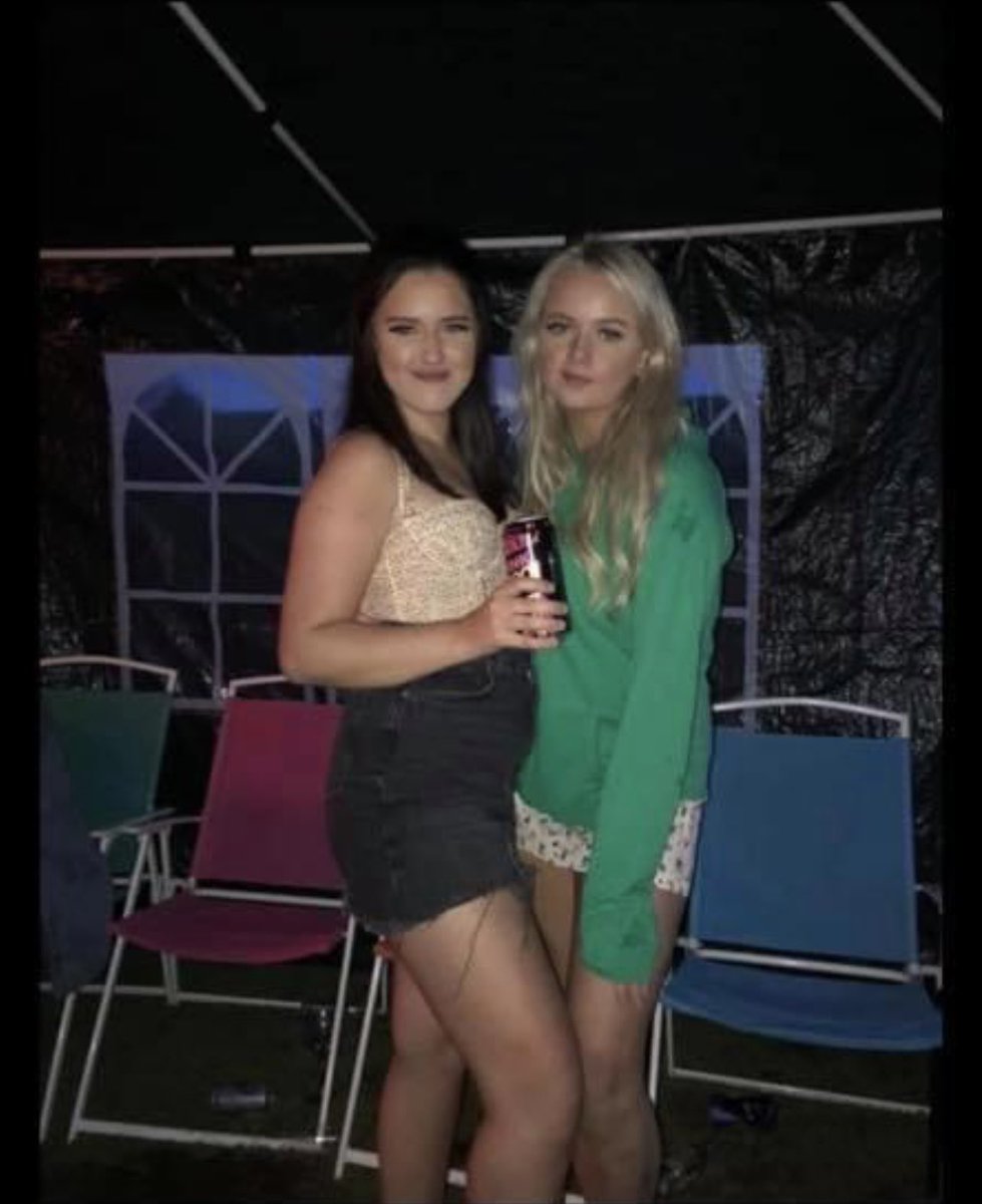 Happy 21st to my wee laws, love you more than life chicky. Please never change. ( this still doesn’t mean u can get with my dad ) <a href="/laurawallcexo/">laura wallace</a>  🤍🤍🤍