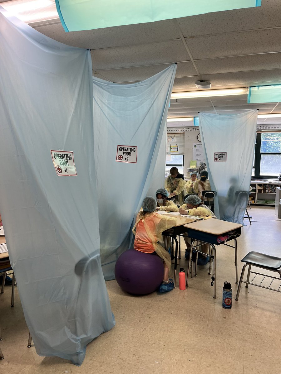 MrsMott4's tweet photo. @JWMartinSchool Students enjoyed becoming surgeons for the day to review reading skills! https://t.co/NgEg6tnTxn